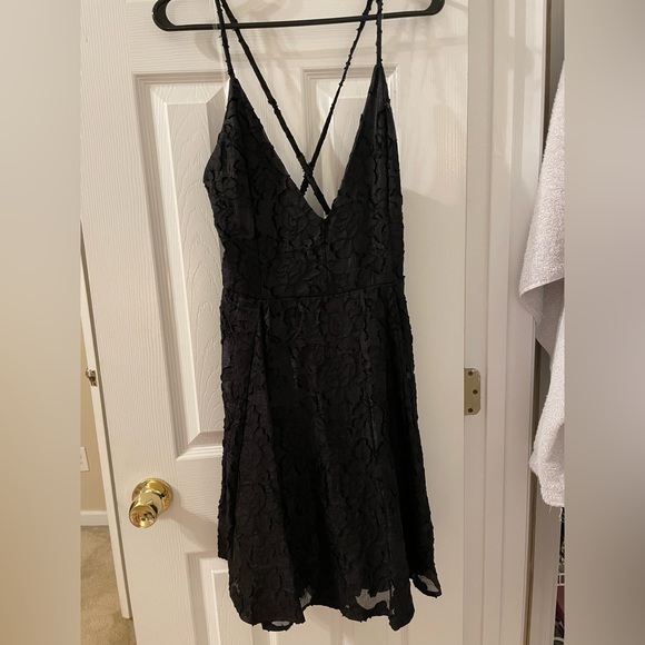 wild fable Dresses & Skirts - NWT Wild Fable brand skater style dress, straps cross in back, low back
